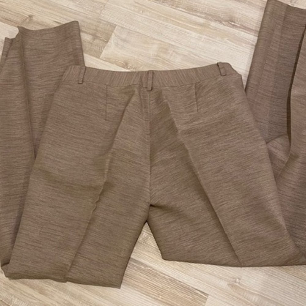 Lafayette 148 New York Pant Suit - Picture 7 of 8